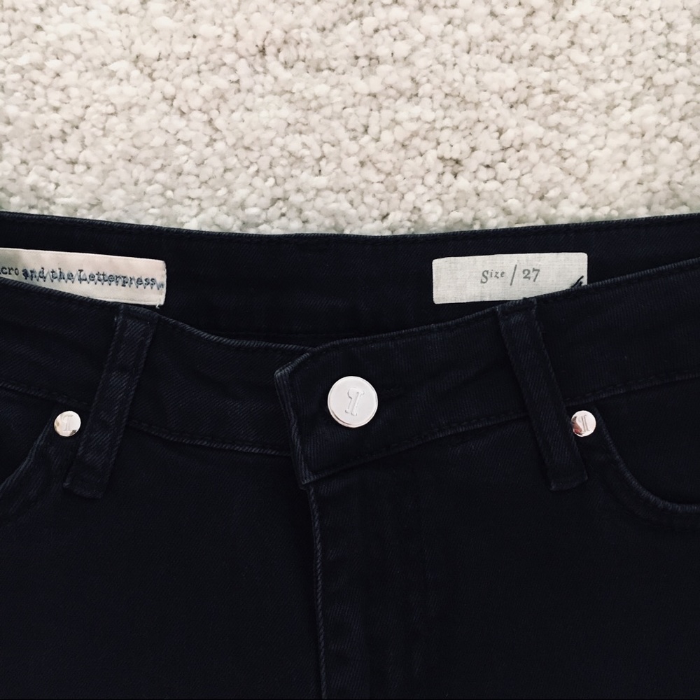NWT Pilcro and the Letterpress Cropped Flare Jeans - Picture 4 of 5